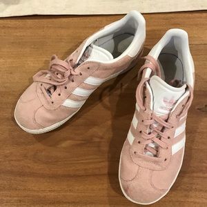 Pink Addidas